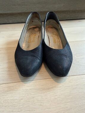 Ferragamo classic low heels